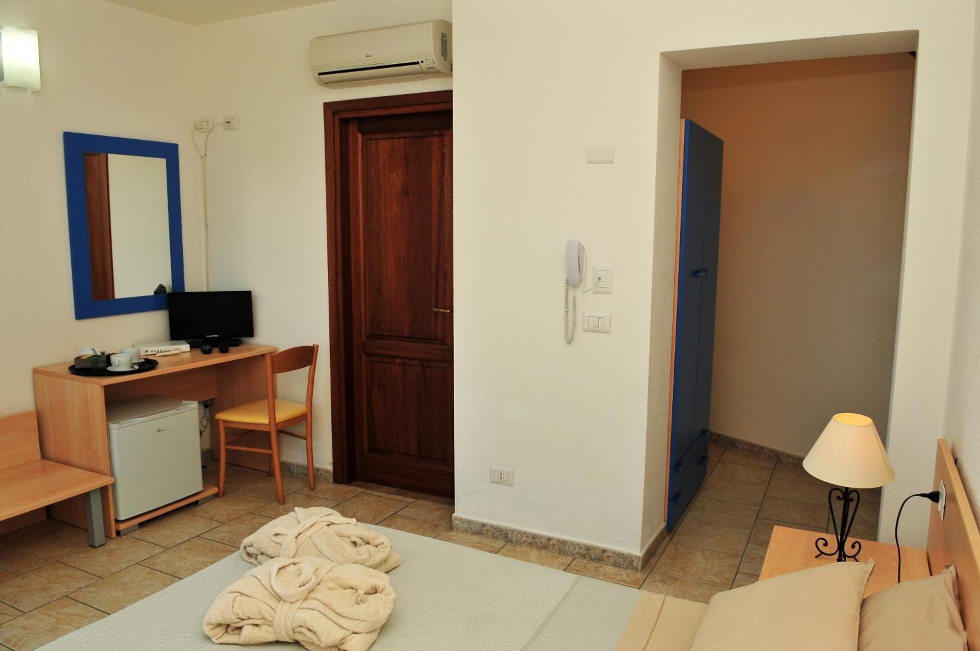 Hotel Castello Budoni Dış mekan fotoğraf